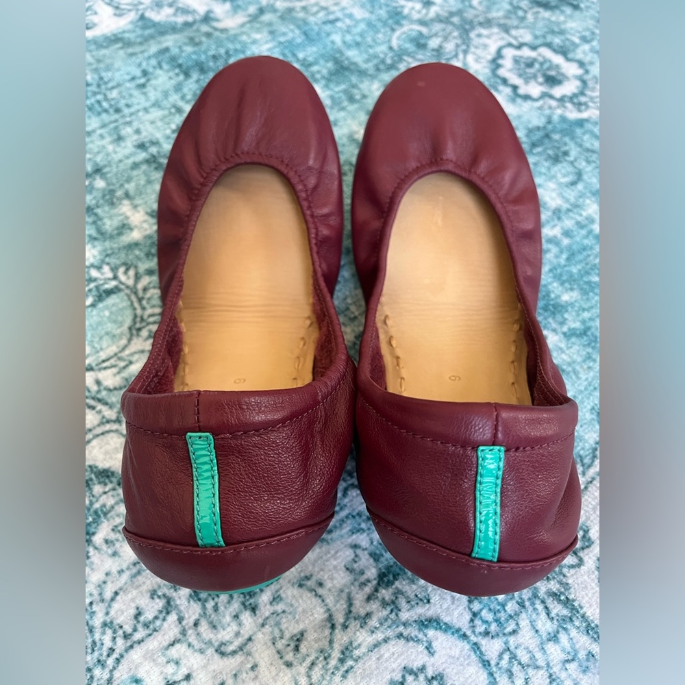 Tieks Burgandy Leather Ballet Flat - 9